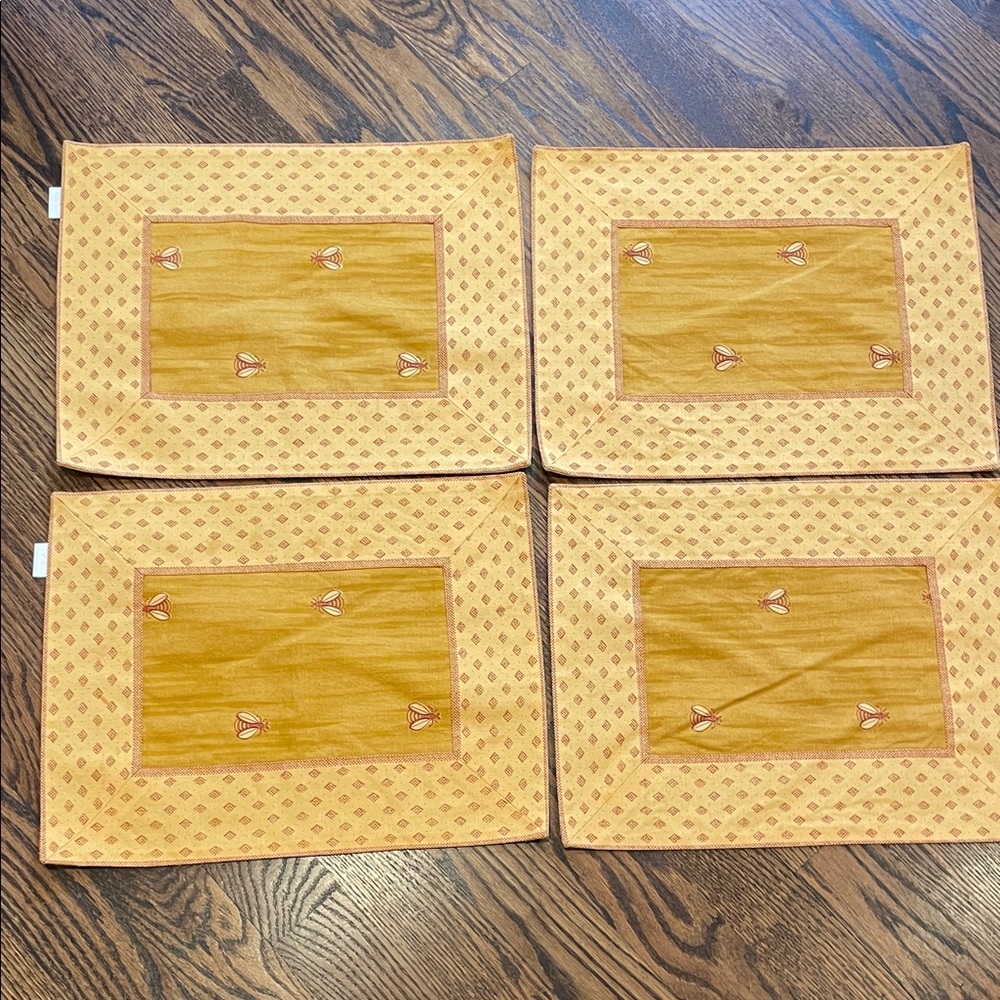 Vintage Red Gold Bee Placemats (set of 4) - Made in France